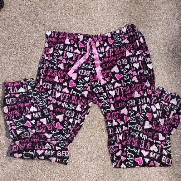 Bobbie Brooks Pajama Bottoms - Pink and Black I Love My Bed With Hearts Print 1X - Picture 2 of 11